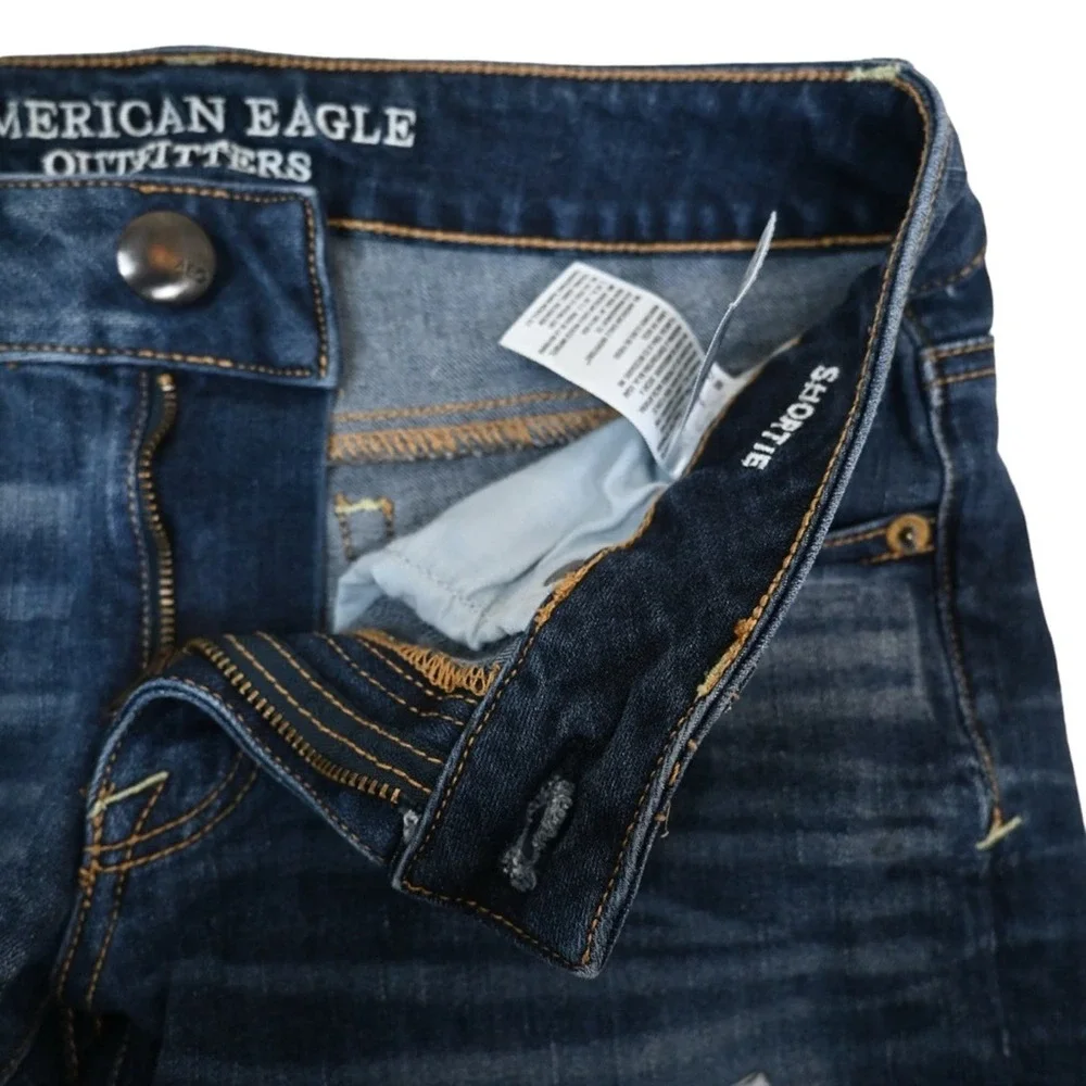American Eagle Womens 2 Super Stretch Distressed Shortie Denim Shorts